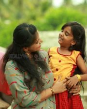 Chinnanjiru Kiliye Movie Photos 02