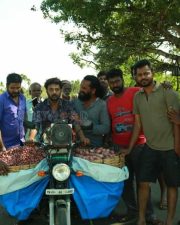 Chinnanjiru Kiliye Movie Photos 18