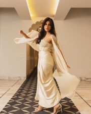 Elegant Beauty Chitrangda Singh in an Ivory Corset and Dhoti Skirt Pictures 01