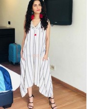 Film Actress Ruhani Sharma Photos 01 Film Actress Ruhani Sharma Photos 01