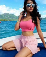 Former Miss India Ruhi Singh Sexy Pictures 14