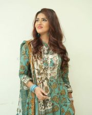 Gayathri R Suresh at Nenuleni Naa Premakatha Trailer Launch Photos 09