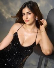 Glamorous Actress Sakshi Malik in a Black Sequin Backless Gown Photos 01