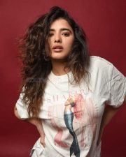 Gorgeous Ketika Sharma in a Printed White T Shirt Photos 05 Gorgeous Ketika Sharma in a Printed White T Shirt Photos 05