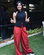 Heroine Ketika Sharma at Single Movie Success Meet Photos 17 Heroine Ketika Sharma at Single Movie Success Meet Photos 17