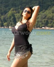 Hot Namitha stills 02
