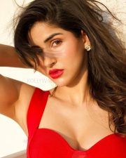 Hot Sakshi Malik in a Red Sleeveless Long Gown Photos 04 Hot Sakshi Malik in a Red Sleeveless Long Gown Photos 04