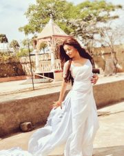 Indian Actress Rubina Dilaik Candid Photos 12