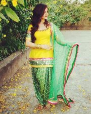 Indian Television Actress Rubina Dilaik Photos 05