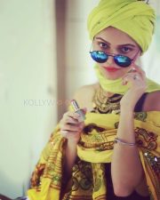 Indian Television Actress Rubina Dilaik Photos 09