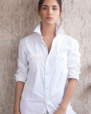 Kadaisi Bench Karthi Heroine Ruhani Sharma Photos 08 Kadaisi Bench Karthi Heroine Ruhani Sharma Photos 08