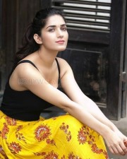 Kadaisi Bench Karthi Heroine Ruhani Sharma Photos 14 Kadaisi Bench Karthi Heroine Ruhani Sharma Photos 14