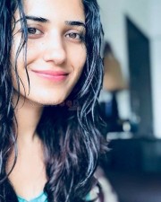 Kadaisi Bench Karthi Heroine Ruhani Sharma Photos 22 Kadaisi Bench Karthi Heroine Ruhani Sharma Photos 22