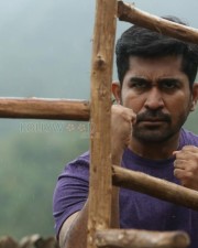 Kodiyil Oruvan Tamil Movie Pictures 13