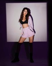 Masti 4 Actress Ruhi Singh in a lavender blouse with black sports bra photos 02