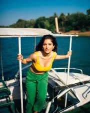 Ruhani Sharma in Sexy Yellow Top Showing Cleavage Photos 02