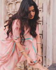 Sensual Ketika Sharma Cleavage in a Pink Printed Saree Photos 06 Sensual Ketika Sharma Cleavage in a Pink Printed Saree Photos 06