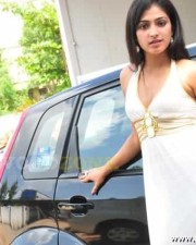 Sexy Actress Hari Priya Stills 16