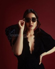 Sexy Cute Actress Raashi Khanna Photoshoot Stills 09