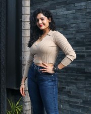 Sexy Ritika Singh in a V Neck Full Sleeve Top and Tight Jeans Photos 04