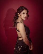 Sexy Ruhani Sharma in a Black Printed Saree with Sleeveless Blouse Photos 02