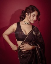Sexy Ruhani Sharma in a Black Printed Saree with Sleeveless Blouse Photos 06
