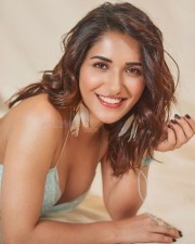 Sexy Ruhani Sharma in a Short Sleeveless Dress and Showing Cleavage Photos 04