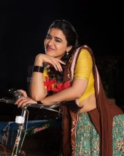 Sexy Village Beauty Ketika Sharma in a Yellow Blouse Brown Half Saree and Green Skirt Photos 04 Sexy Village Beauty Ketika Sharma in a Yellow Blouse Brown Half Saree and Green Skirt Photos 04