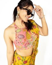Single Actress Ketika Sharma in a Stylish Floral Saree with Matching Sleeveless Blouse Photos 02