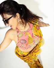 Single Actress Ketika Sharma in a Stylish Floral Saree with Matching Sleeveless Blouse Photos 07