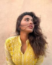 Single Actress Ketika Sharma in a Yellow Embroidered Kurta Pictures 05