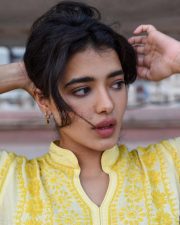 Single Actress Ketika Sharma in a Yellow Embroidered Kurta Pictures 06