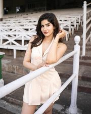 Sizzling Beauty Sakshi Malik in a Short White Dress Pictures 06