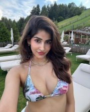 Stunning Sakshi Malik in a Two Piece Bikini Pictures 01