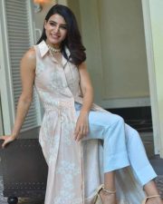 Stylish Sensual Samantha Photos 03
