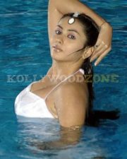 Super Sexy Stills Of Namitha 01