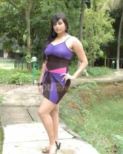 Tamil Actress Namitha Hot Pictures 27