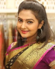 Telugu Actress Neha Deshpande Photos 09
