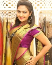 Telugu Actress Neha Deshpande Photos 16