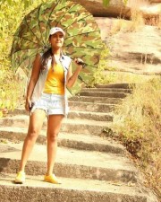 Telugu Heroine Neha Deshpande Pictures 06