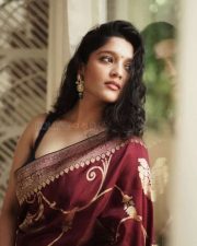 Vanangamudi Heroine Ritika Singh Sexy Saree Photoshoot Pictures 03 Vanangamudi Heroine Ritika Singh Sexy Saree Photoshoot Pictures 03