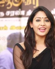 Aayirathil Iruvar Movie Actress Samruthika Sexy Saree Photos 19 Aayirathil Iruvar Movie Actress Samruthika Sexy Saree Photos 19