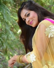 Actress Aswini Hot Saree Cleavage Pictures 47