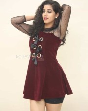 Actress Pavani At Moodu Puvvulu Aaru Kayalu Pre Release Event Photos 60
