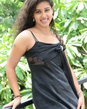 Actress Pavani Sexy Pictures 25