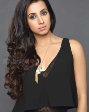 Actress Sanjjanaa Galrani Sexy New Photoshoot Stills 01