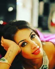 Actress Sanjjanna Galrani Spicy Pictures 08 Actress Sanjjanna Galrani Spicy Pictures 08