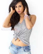 Kannada Actress Sanjjanaa Sexy Latest Photos 12