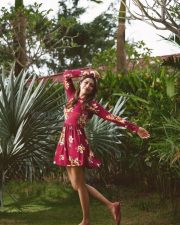 Mamta Mohandas Short Skirt Photo 01
