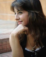 Sanjana Latest Sexy Stills 01